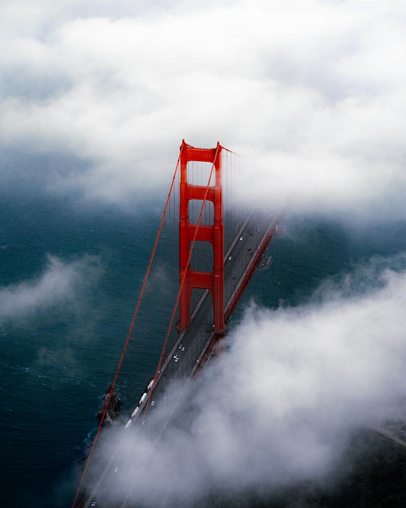 golden gate in the fog